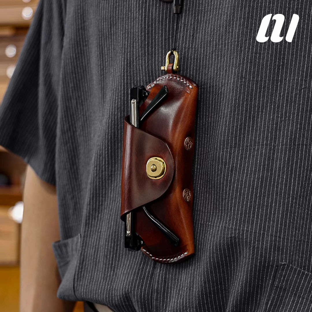 AR03 - Cowhide Sunglasses Case