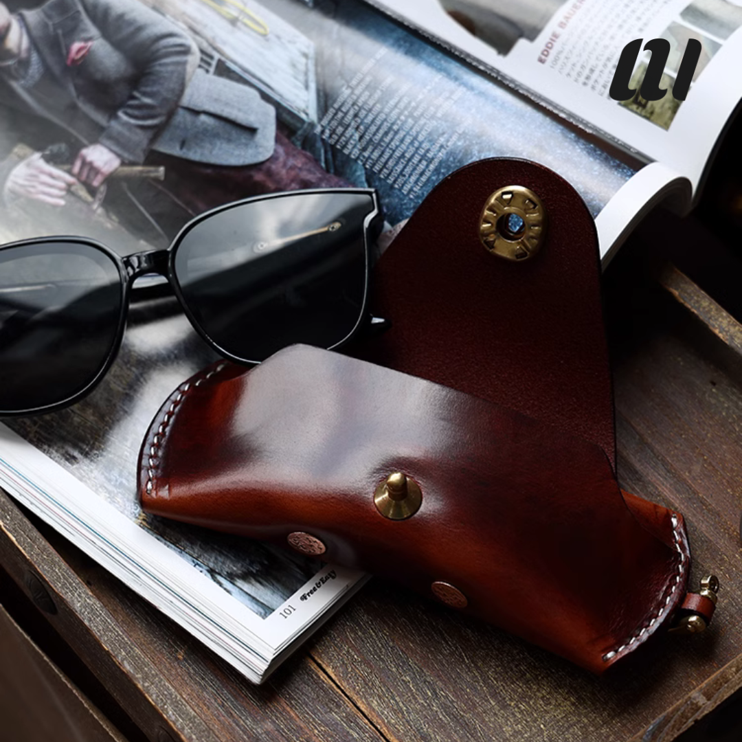 AR03 - Cowhide Sunglasses Case